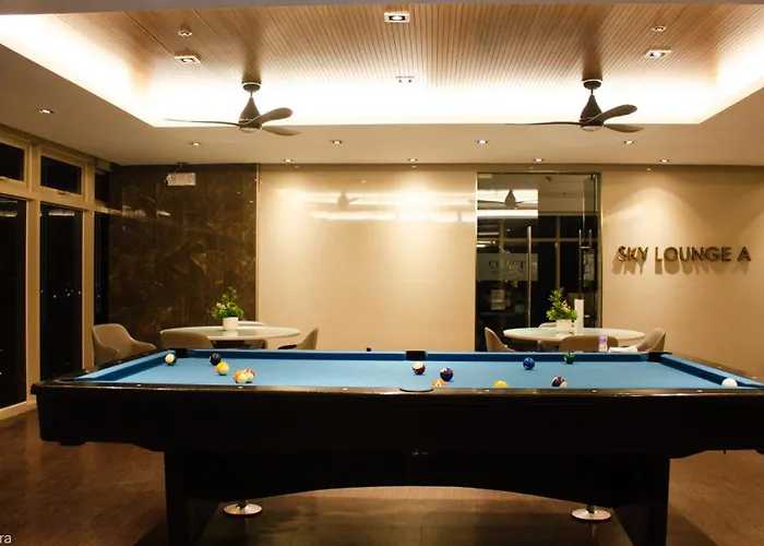 Apartment Coast Penthouse In Pasay, Metro Near Sm Mall Of Asia, Ninoy Aquino International Airport, World Trade Center, Star City, Intramuros Manila